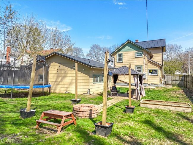 330 Spink St, House other with 3 bedrooms, 2 bathrooms and null parking in Wooster OH | Image 30