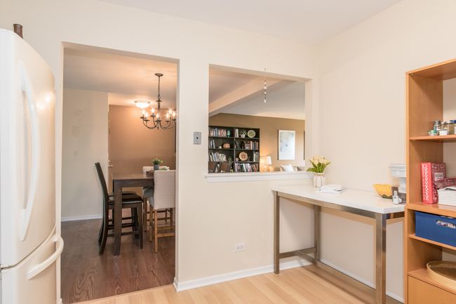 APT-405 - 714 Walnut Dr, Condo with 2 bedrooms, 2 bathrooms and 1 parking in Darien IL | Image 10