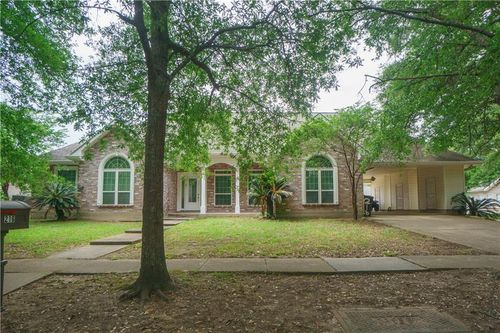 216 Oak Dr, Braithwaite, LA, 70040-1828 | Card Image