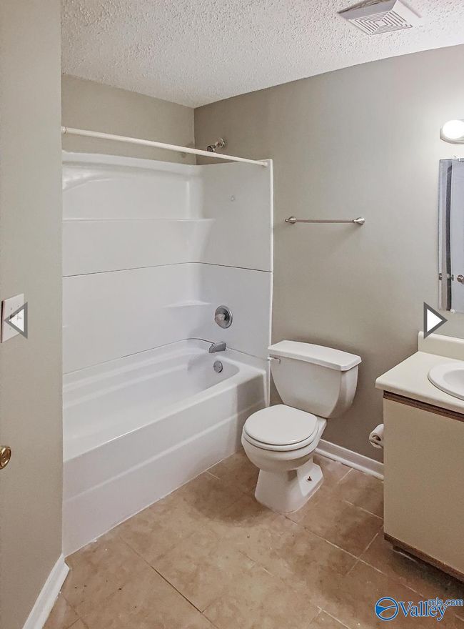 APT-9J - 1155 Old Monrovia Rd Nw, Condo with 2 bedrooms, 2 bathrooms and null parking in Huntsville AL | Image 11