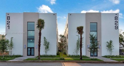 apt-210-829 Sw 18th Ave, MIAMI, FL, 33135-5289 | Card Image