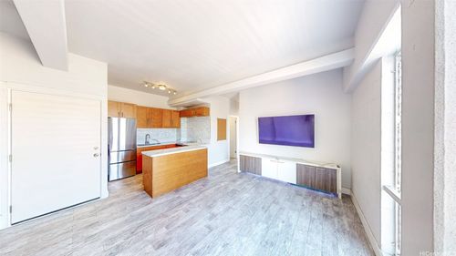 301-1096 S Beretania St, Honolulu, HI, 96814-1428 | Card Image