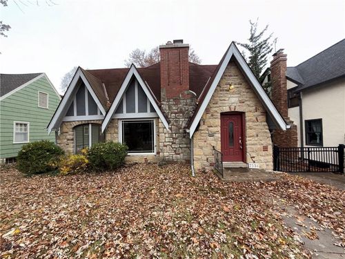 7336 Grand Ave, Kansas City, MO, 64114-1430 | Card Image