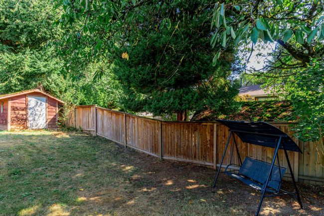 8024 Cedar Street, House other with 4 bedrooms, 2 bathrooms and null parking in Mission BC | Image 34