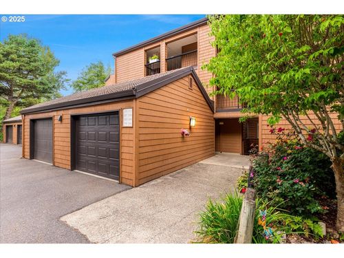 203 Oswego Smt, Lake Oswego, OR, 97035-1075 | Card Image