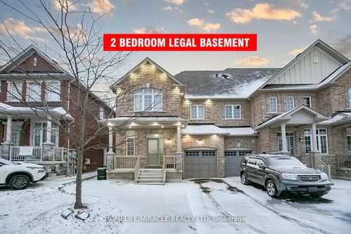 31 St Dennis Rd, Brampton, ON, L6R3W7 | Card Image