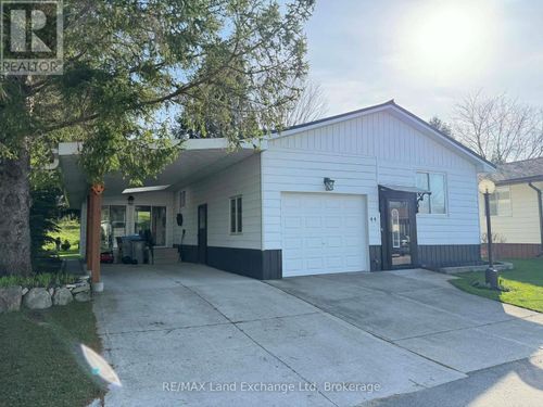 44 Briarwood Crescent, North Huron (Wingham), ON, N0G2W0 | Card Image