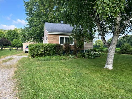 6860 Sheridan Rd, Saginaw, MI, 48601-9767 | Card Image