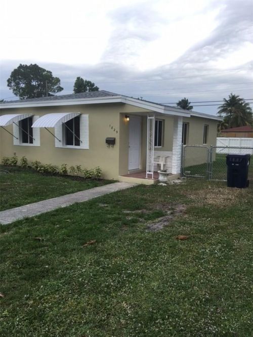 1829 Ne 175th St, North Miami Beach, FL, 33162-1547 | Card Image