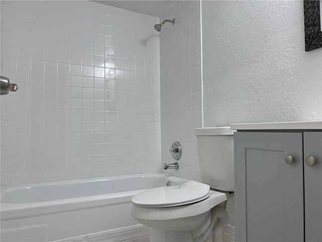 2751 - 2751 L B Mcleod Rd, Condo with 3 bedrooms, 2 bathrooms and null parking in ORLANDO FL | Image 13