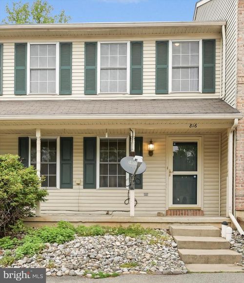 816 Rockwood Drive, ELIZABETHTOWN, PA, 17022 | Card Image
