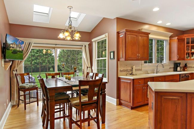 7N642 Wagontire Rd, Home with 4 bedrooms, 5 bathrooms and null parking in St. Charles IL | Image 12