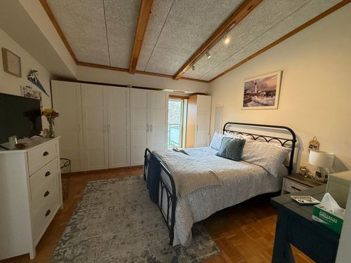 20b-57 Broadlawn Park, Chestnut Hill, MA, 02467-3517 | Card Image