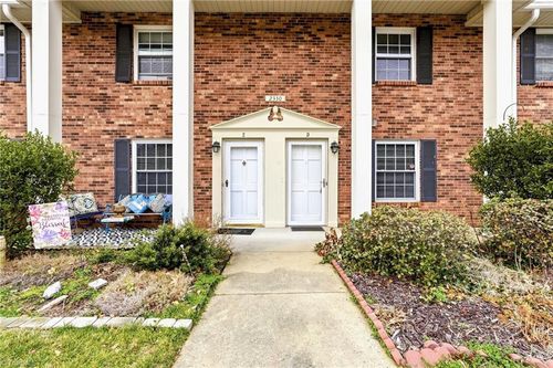 d-2330 Bay Meadows Ct, Winston Salem, NC, 27103-9623 | Card Image