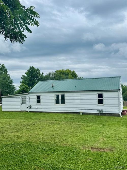 320 W Elm Street, Palmyra, MO, 63461 | Card Image