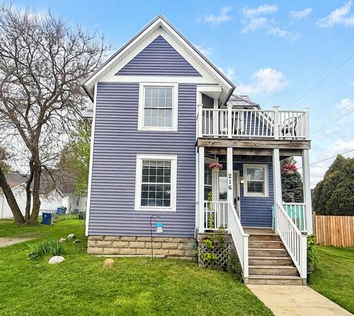 216 Oak St, Hopkins, MI, 49328-9578 | Card Image