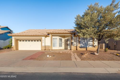 8941 N Willeta Drive, Tucson, AZ, 85743 | Card Image