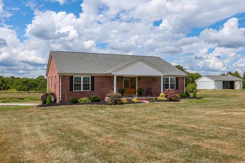 521 Adams Ln, Harrodsburg, KY, 40330-8505 | Card Image
