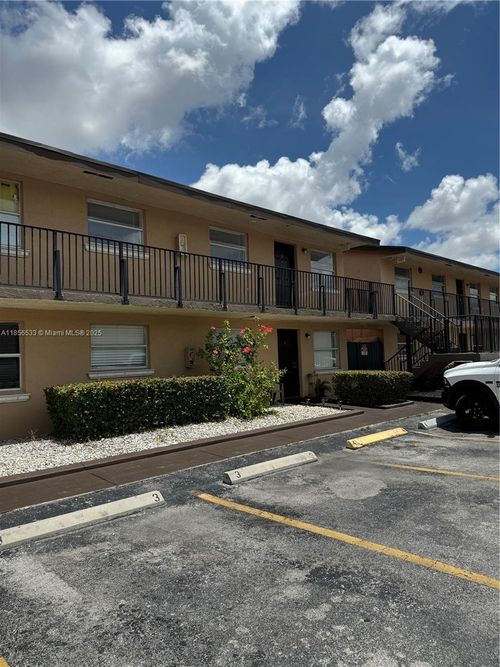 apt-38-5491 W 24th Ave, Hialeah, FL, 33016-4705 | Card Image