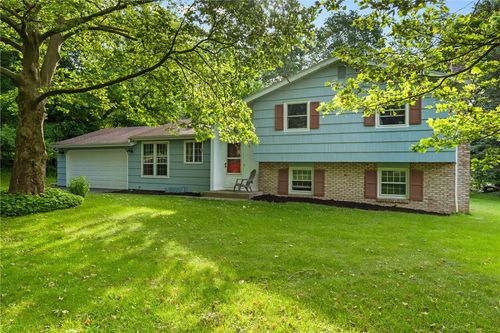 652 Marsh Rd, Pittsford, NY, 14534-3334 | Card Image