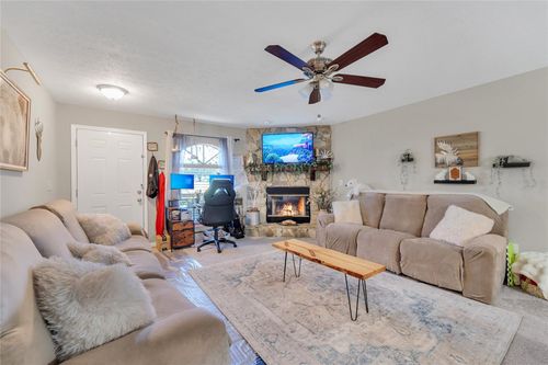 30-23205 Club Villas Dr, LAND O LAKES, FL, 34639-4164 | Card Image