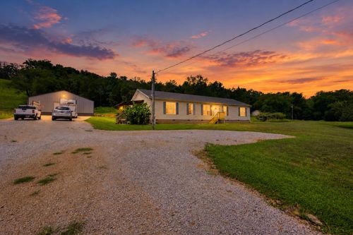 4022 Ella West Cir, Lynnville, TN, 38472-5222 | Card Image