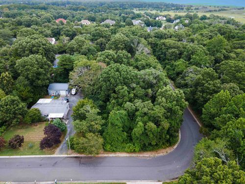 122 Central Ave, Cape May Court House, NJ, 08210-2817 | Card Image