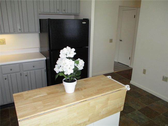 Comes Complete with Appliances | Image 10