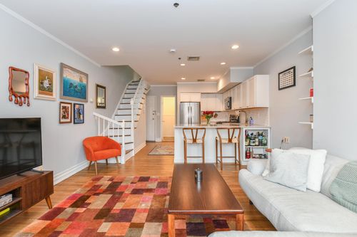 apt-5rf-814 Willow Ave, Hoboken, NJ, 07030-2925 | Card Image