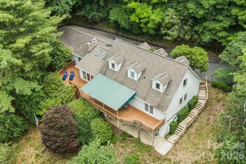 640 Knollwood Dr, Boone, NC, 28607-8671 | Card Image