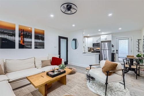 apt-108-1200 E 52nd St, Austin, TX, 78723-3046 | Card Image