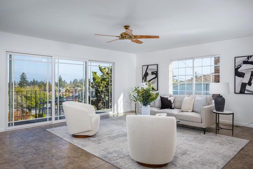 40 Alameda De Las Pulgas, Redwood City, CA, 94062-2710 | Card Image