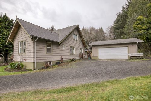 3321 Wishkah Rd, Aberdeen, WA, 98520-9616 | Card Image