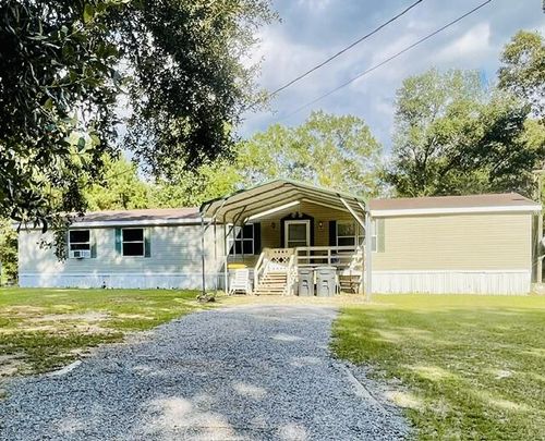 136 Lavelle Odom Rd, Poplarville, MS, 39470-3702 | Card Image
