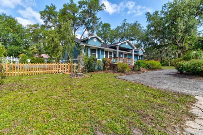 102 Ridge Boulevard, House other with 3 bedrooms, 2 bathrooms and null parking in Deland FL | Image 3