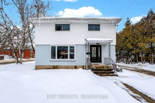 266 Bleecker Ave, Belleville, ON, K8N3V4 | Card Image