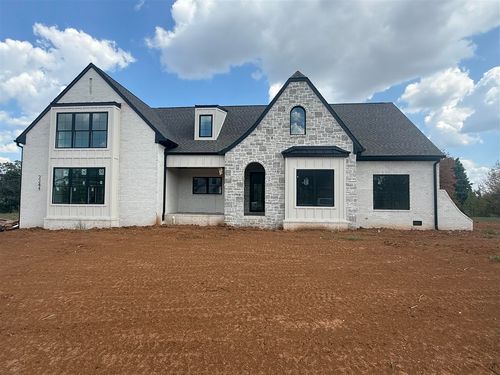 3344 Upper Gable Dr, Bowling Green, KY, 42101-3037 | Card Image