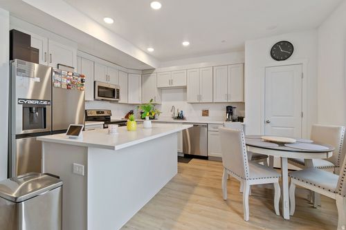 303-5227 W Reventon Dr, South Jordan, UT, 84009 | Card Image