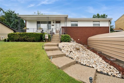 409 Vale Dr, Pittsburgh, PA, 15239-1715 | Card Image