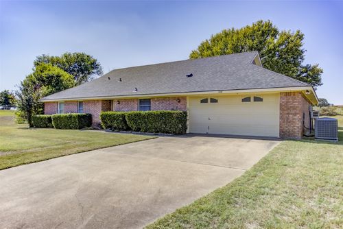 115 Grant Dr, Weatherford, TX, 76086-4725 | Card Image