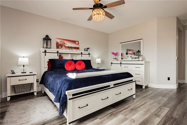 10091 Sand Key St, Townhouse with 3 bedrooms, 4 bathrooms and null parking in Las Vegas NV | Image 19
