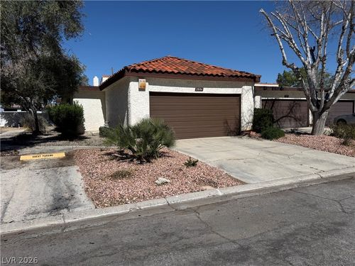 2806 San Martin Ct, Las Vegas, NV, 89121-3958 | Card Image