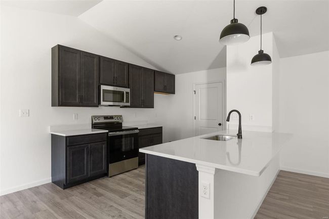 1012 Braid Trail Dr, House other with 3 bedrooms, 2 bathrooms and 2 parking in Union MO | Image 12