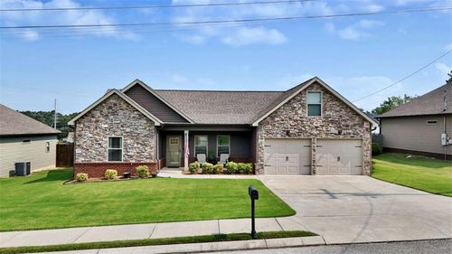 188 Franklin Cir, Fort Oglethorpe, GA, 30742-4257 | Card Image