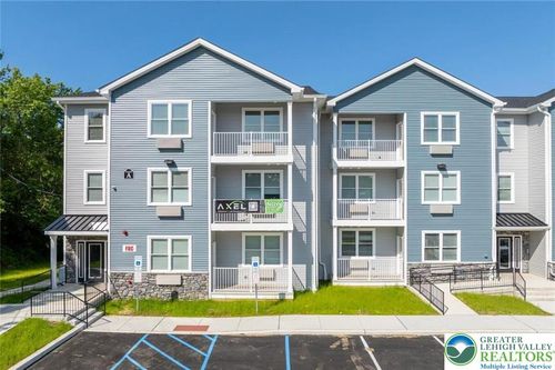 c-1-948 N Front St, Allentown, PA, 18102-1912 | Card Image