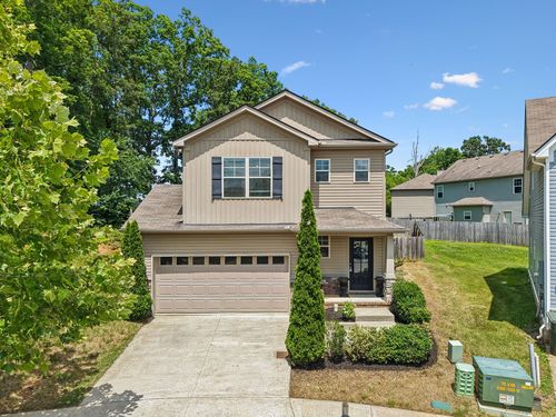 7518 Spicer Ct, Fairview, TN, 37062-8372 | Card Image