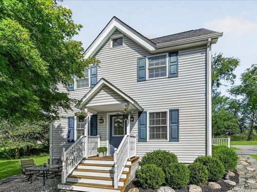 172 Mt Joy Rd, Middletown, NY, 10941-4103 | Card Image