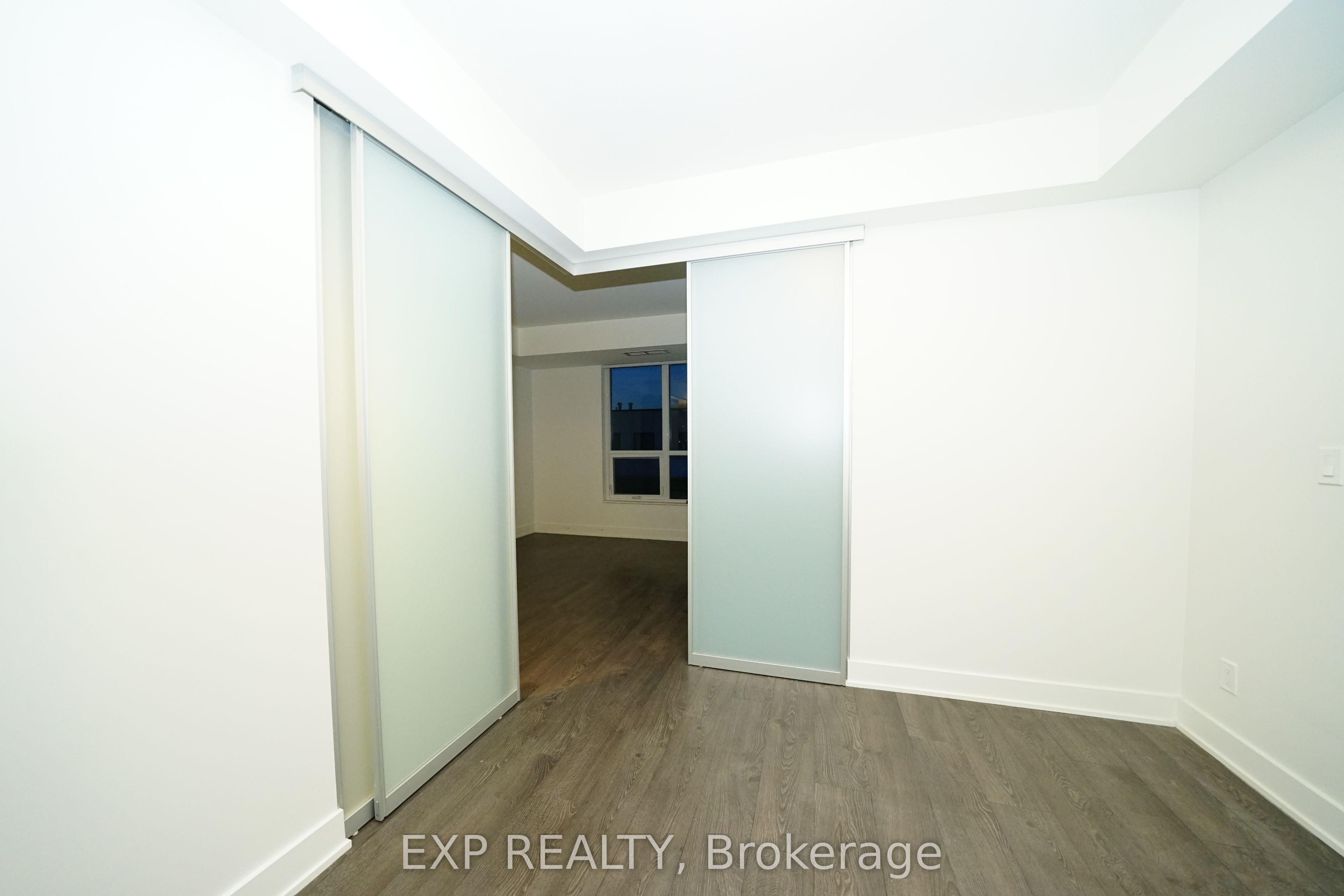 Residential Lease in Toronto C01 4