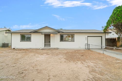 870 Sunset Dr, Fallon, NV, 89406-3653 | Card Image