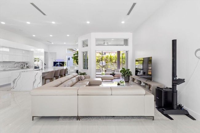 3847 Crestwood Cir, House other with 4 bedrooms, 4 bathrooms and null parking in Weston FL | Image 20